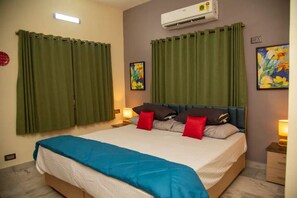 1 bedroom, WiFi - Boutique room 6 with Balcony (Kolkata)