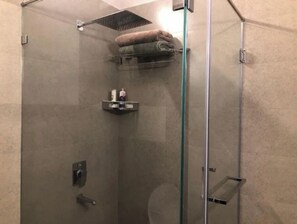 Dusche, Haartrockner