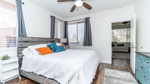 3 bedrooms, desk, free WiFi, bed sheets