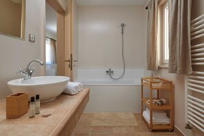 Hair dryer, towels - Luxury Villa Athena III. (Rudina)