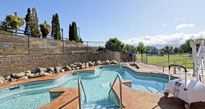 Christmas Mountain Village™ - 2 Bedroom Villa