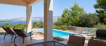 Villa Artemis V. with swimming pool