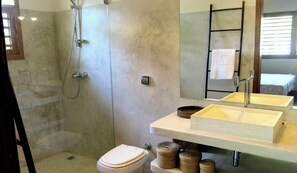 Shower, towels, soap, shampoo