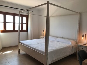 Fer et planche à repasser, Wi-Fi, draps fournis