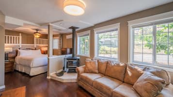 Habitación | Decoración personalizada, muebles diferentes y escritorio