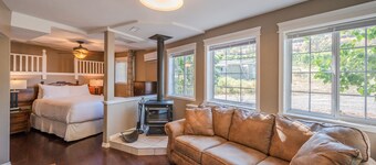 Munson Mountain Estates
