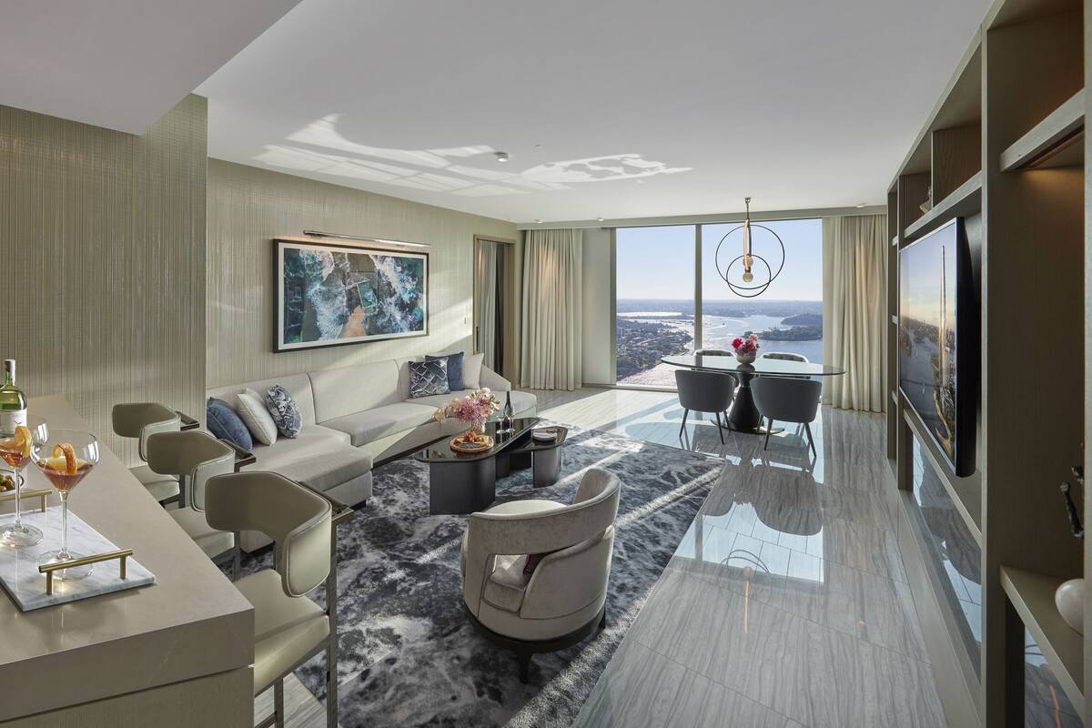 Premier Suite | Living area