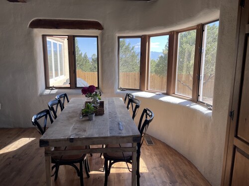 Adobe Mountain Villa, overlooking Taos!