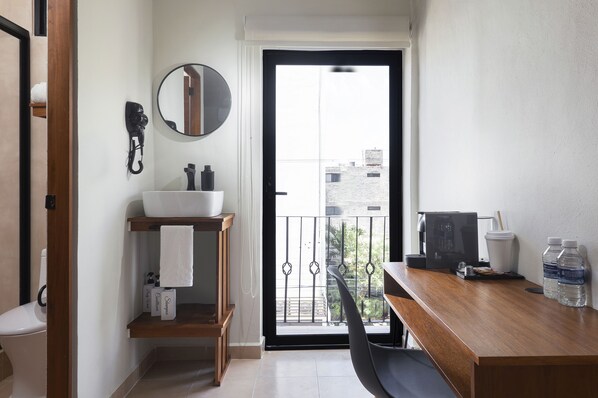 Chambre Supérieure, 1 grand lit, vue ville | Vue de la chambre