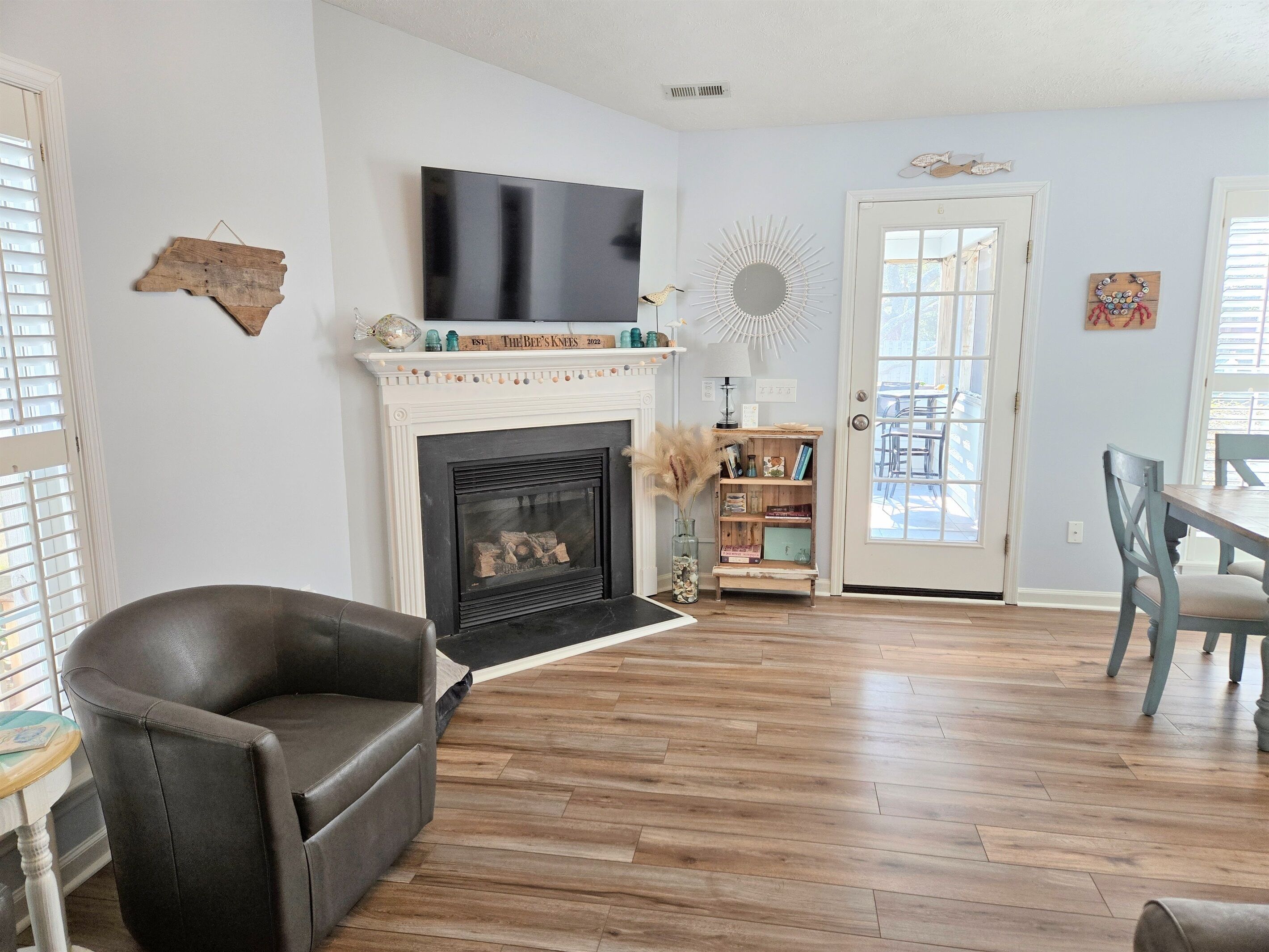 Smart-TV, peis, Hulu og bøker