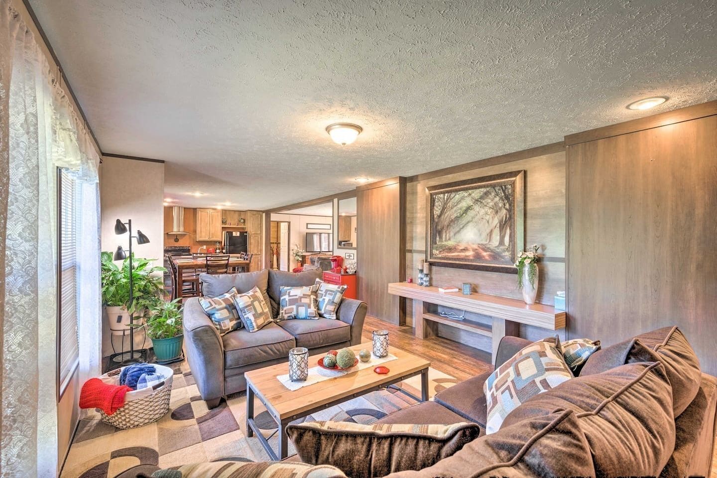 Smart TV, DVD player, books, video library