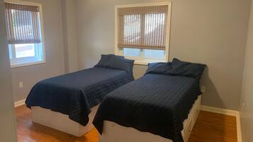 3 bedrooms, travel crib, free WiFi, wheelchair access