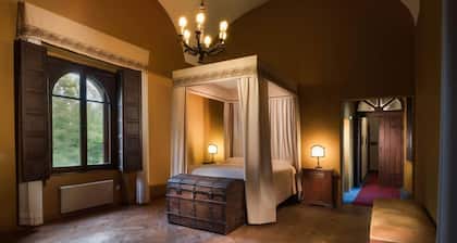 Umbria Tourist Center: Castello, Lake Trasimeno