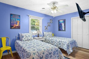 5 habitaciones, tabla de planchar con plancha y wifi gratis 