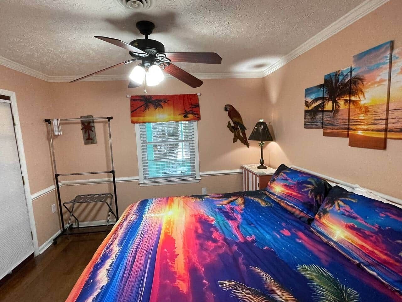 5 bedrooms, iron/ironing board, free WiFi, bed sheets
