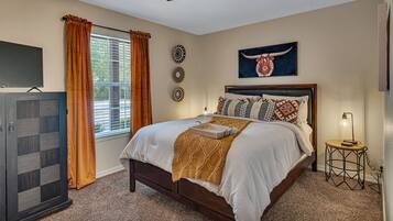1 bedroom, iron/ironing board, free WiFi, bed sheets