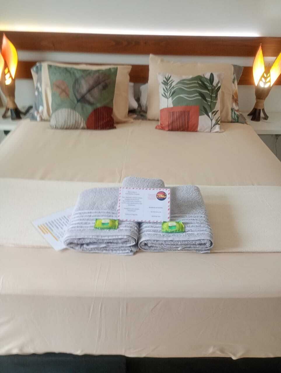 Minibar, wifi gratis y ropa de cama 