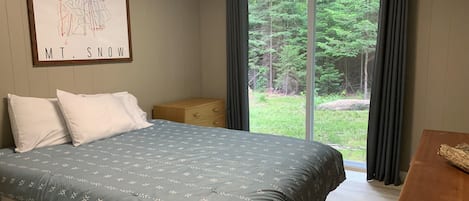 7 makuuhuonetta, silitysrauta/-lauta, ilmainen Wi-Fi, vuodevaatteet