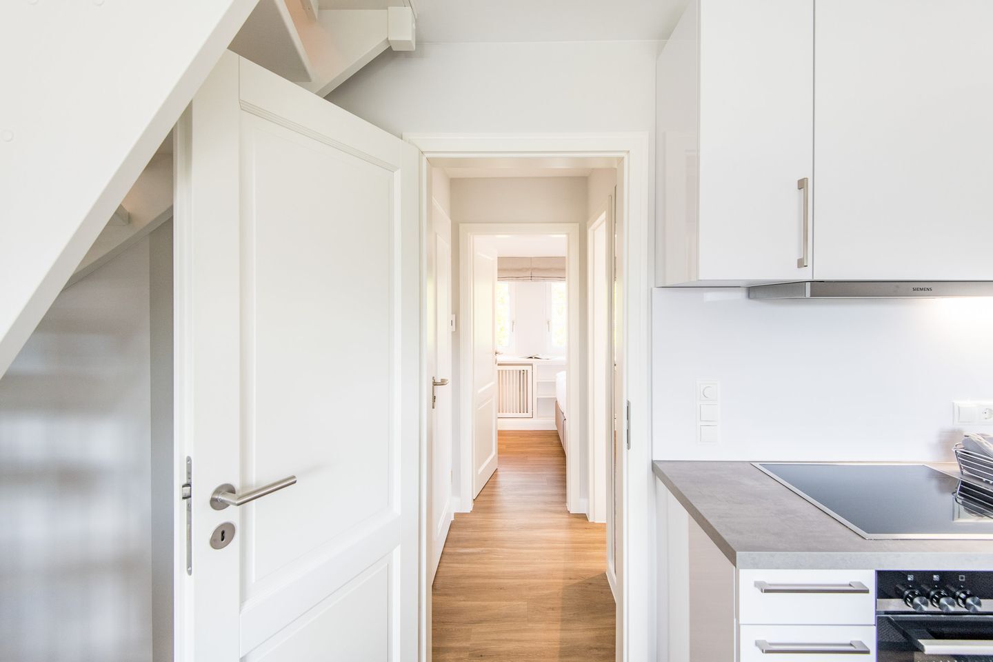 Kühlschrank, Ofen, Herdplatte, Geschirrspüler