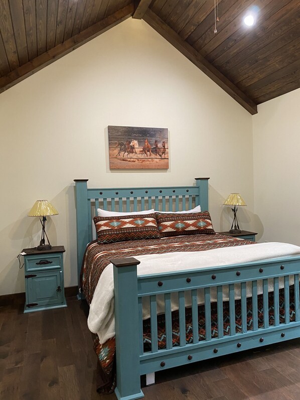 6 bedrooms, free WiFi, bed sheets, wheelchair access - The River Lodge (Uvalde)