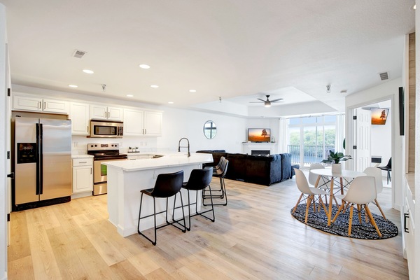 Enjoy the tasteful remodel of this Towers at Parkview Bay Condominium!