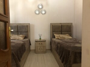 2 bedrooms, desk, iron/ironing board, travel crib - House for rent at a distance of 1,5 km from Republic Square (Yerevan)