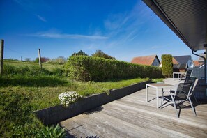 Unclassified image, 5 of 24, button