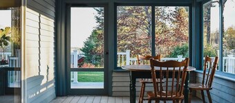 5+ bedroom Midcentury Damariscotta River home