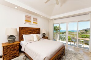 5 bedrooms, in-room safe, iron/ironing board, travel cot - Luxury Ocean-View 5 BR Villa / short walk to the beach (Ocotal Beach)