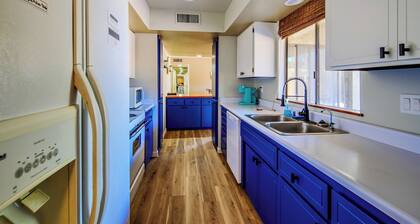 Your Perfect Lake Havasu Escape! - sleeps 7+Close to Downtown and London Bridge