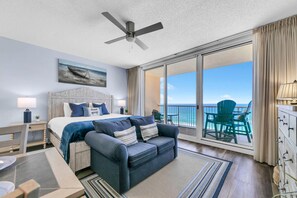 Desk, iron/ironing board, WiFi, bed sheets