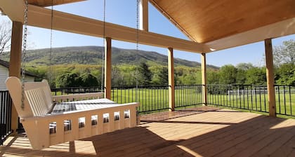 Getaway and relax! Enjoy the James River with mountain views!