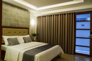 Quarto superior | Wi-Fi de cortesia, roupa de cama