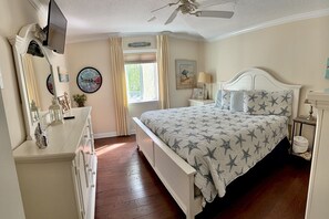 1 bedroom, iron/ironing board, travel crib, free WiFi