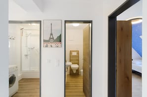Shower, hair dryer, towels - Apartment "Traumharz" with Mountain Views (Sankt Andreasberg)