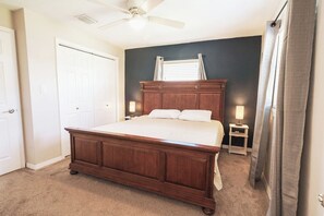 4 soverom, strykejern/-brett, reiseseng for barn og wi-fi