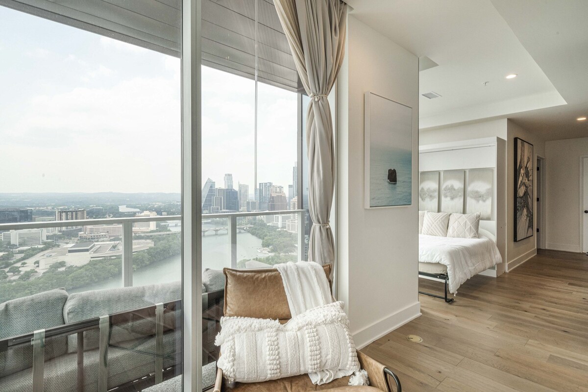 Photo 17 of Rainey St, Bachelorette Penthouse, Pool +Views & Walk Everywhere