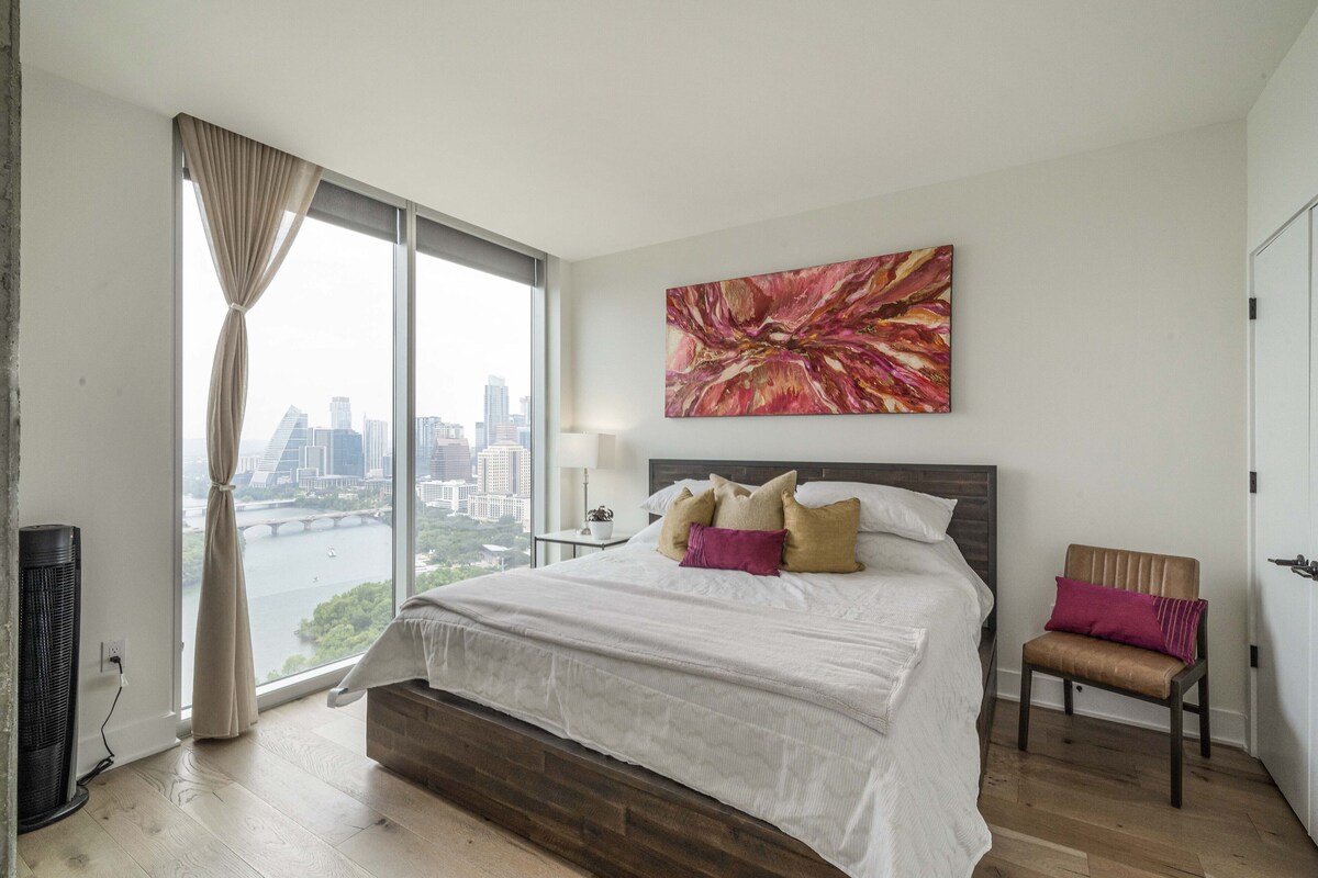 Photo 23 of Rainey St, Bachelorette Penthouse, Pool +Views & Walk Everywhere
