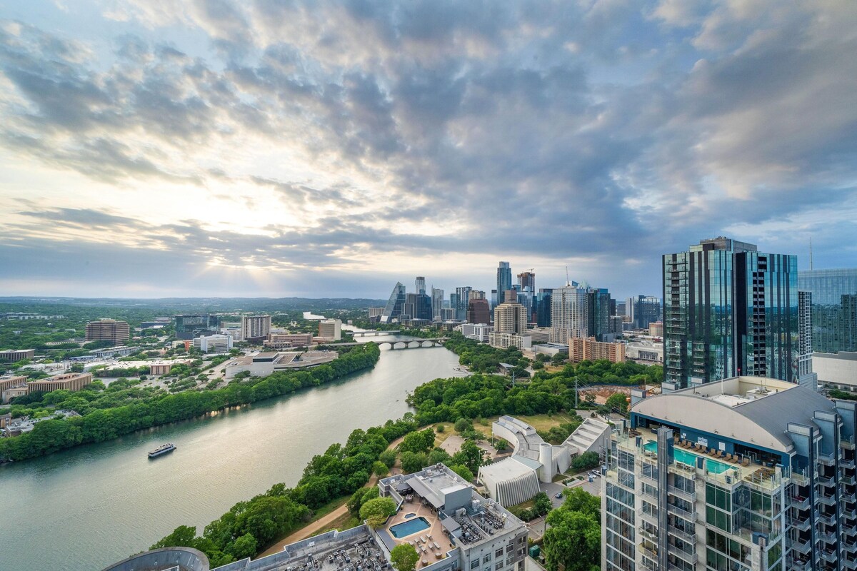 Photo 38 of Rainey St, Bachelorette Penthouse, Pool +Views & Walk Everywhere