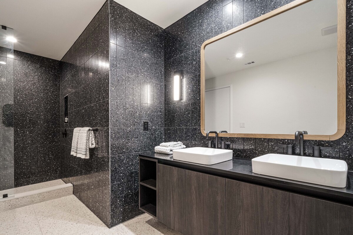 Photo 14 of Rainey St, Bachelorette Penthouse, Pool +Views & Walk Everywhere