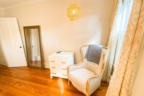 Botó d’imatge sense classificar, 2 de 37