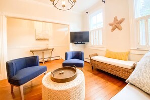 Imagen sin descripción, 3 de 37, botón