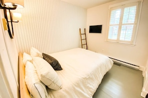 1 chambre, fer et planche à repasser, Wi-Fi gratuit, draps fournis