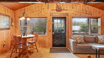 Smart TV, fireplace, Netflix, DVD player
