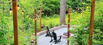 Elk Cabin, Hot Tub, AC, Fire Pit, River Access