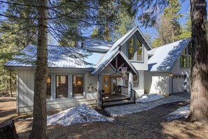 Exterior - Deer Meadow Cabin @ Shaver Lake (Shaver Lake)