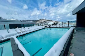 Piscine extérieure, piscine chauffée