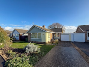 Exterior - Willow-Oak (Seaview)