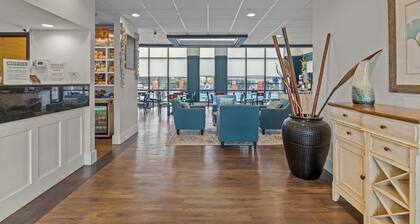 Garnet Inn & Suites, Morehead City near Atlantic Beach