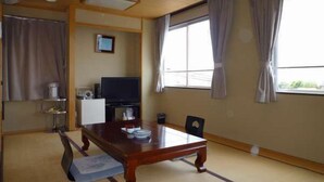 Interior - Hitachi Hotel Crane (Hitachi)